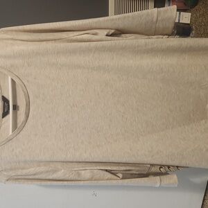 Off white Vera Wang 3/4 sleeve, NWOT.